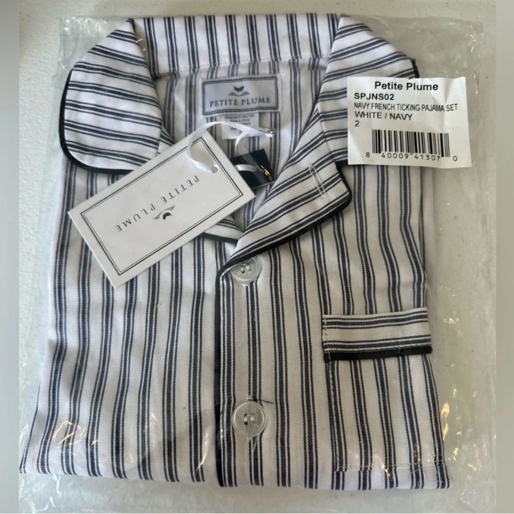 Petite Plume NWT 12-18 mo. Kid's Twill Pajama Set in Navy French Ticking NEW